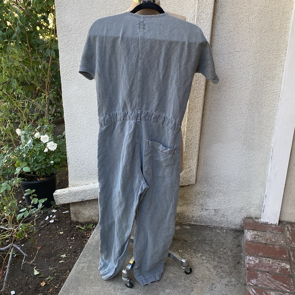 NSF great jumpsuit with belt loops and two great front pockets w/ a back pocket - Picture 5 of 14